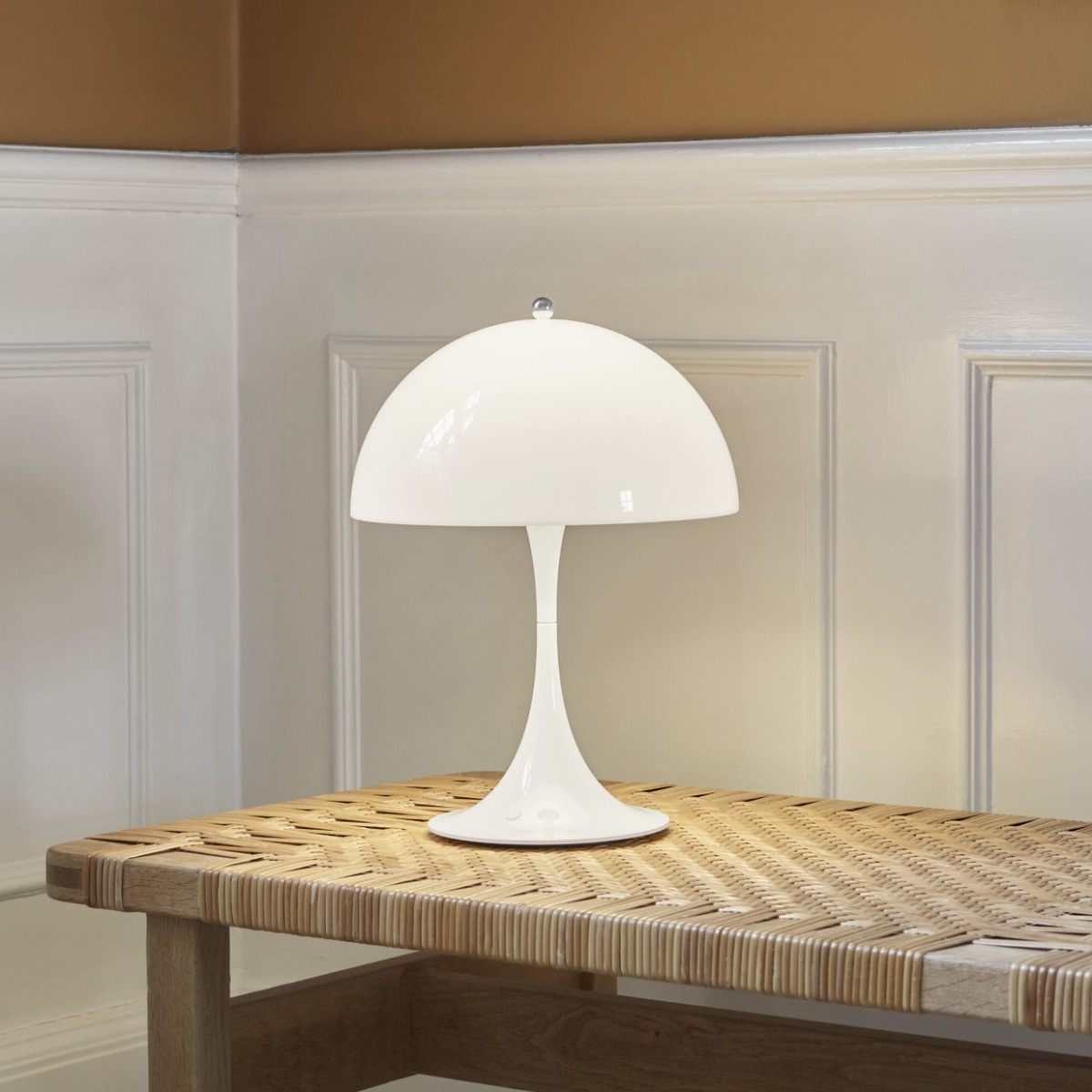 Panthella Portable 250 tafellamp